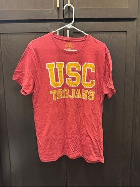 Men’s Vintage USC Trojans Red Short-Sleeve Crewneck Tee